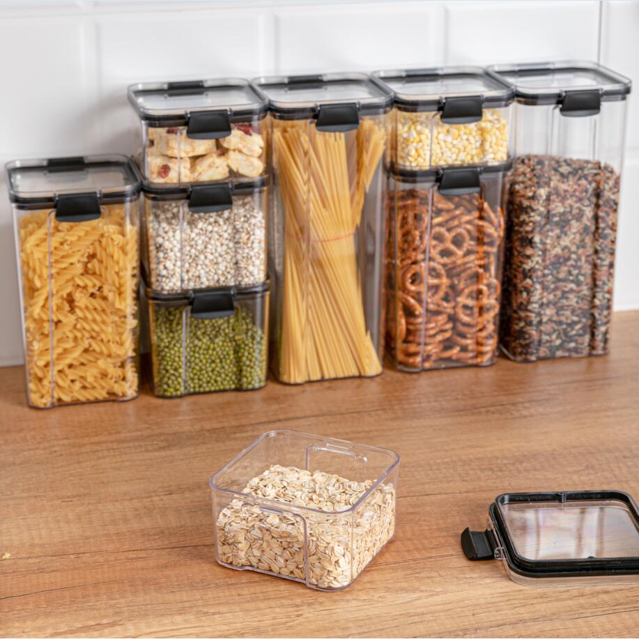 Black Food Storage Containers