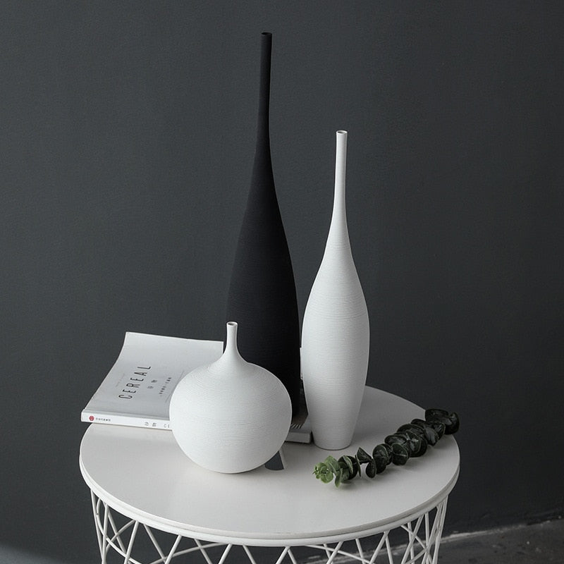 Brushed Finishing Ceramic Vase